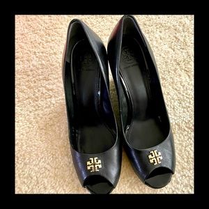 Tory Burch Jolie 85mm Peep Toe Wedge